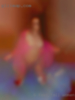 6 women in Washington PA feet tall, big package.