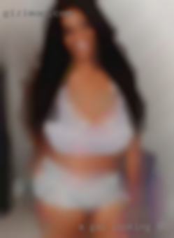 A gal looking threesome in Cedartown, GA   to have fun.