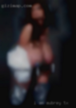 I am orally bi-curious Aubrey, TX and DD free.