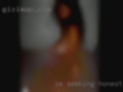 I'm seeking honest matured dogging woman's older guy.