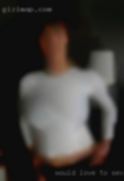 Would love sex personals to try a mmf or ffm.